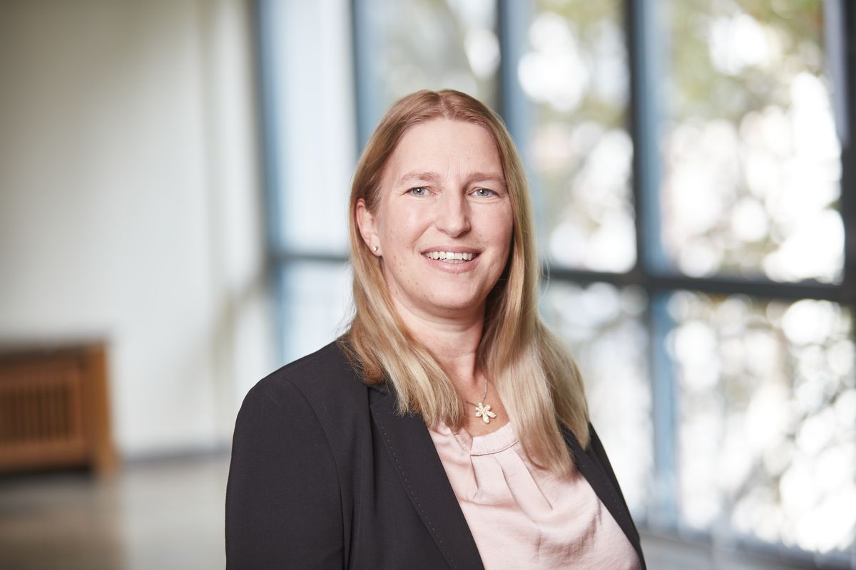 Ms. Anette Schmitt